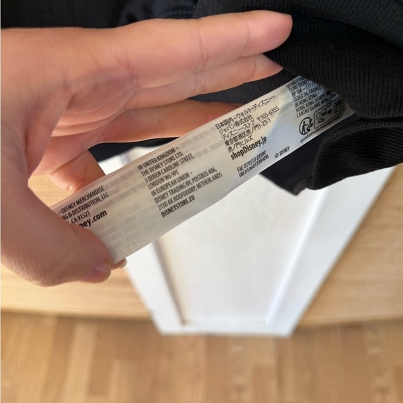 Walt Disney World Unisex Size Small Mickey Mouse Black Long Sleeve Pullover - Picture 7 of 8